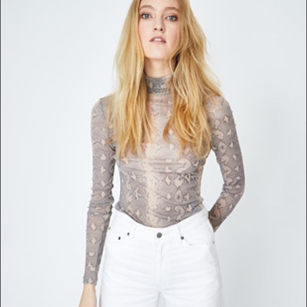 KSUBI Viper Long Sleeve Turtle Neck Top